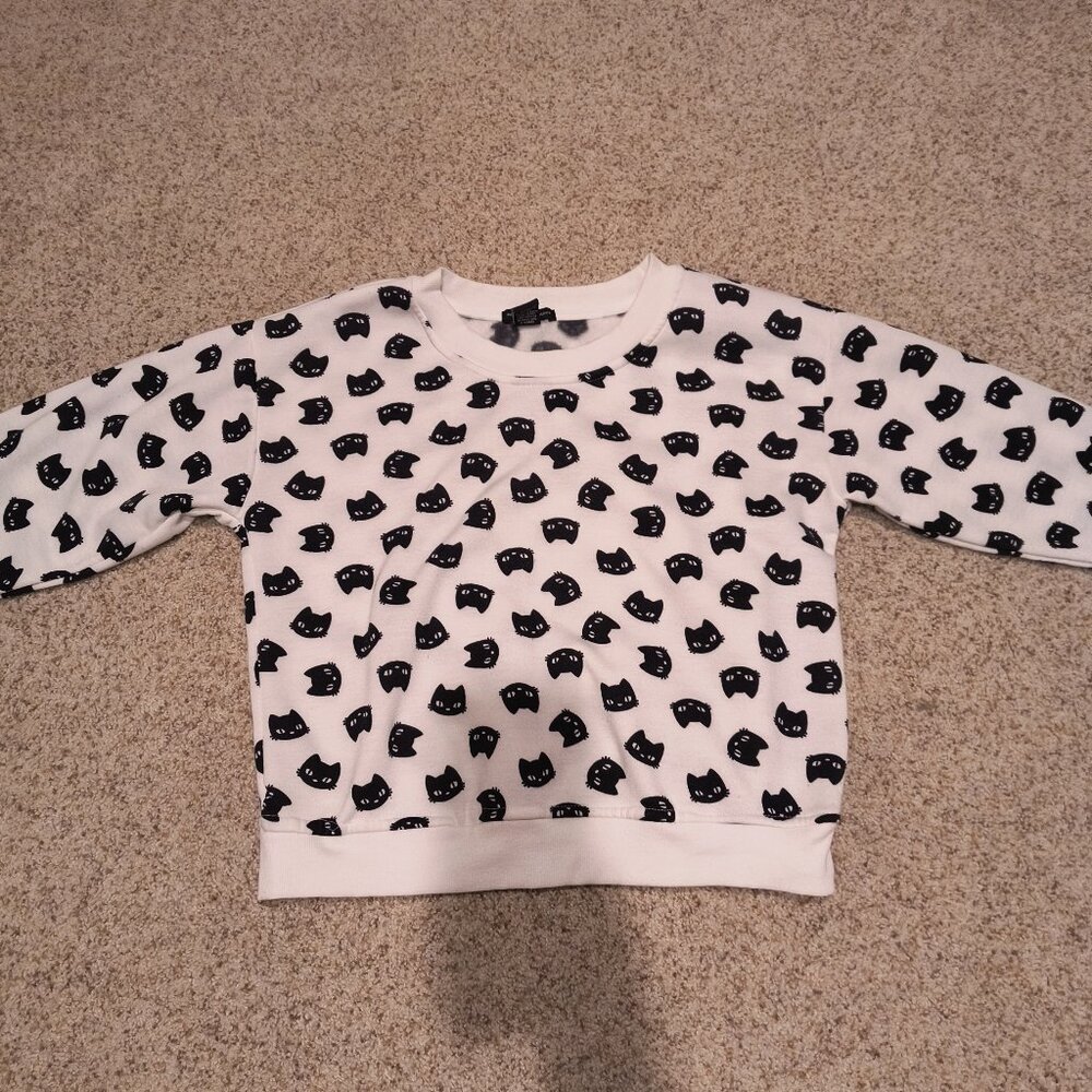 Marshalls Black cat sweatshirt-Medium fits like Small, New no tags